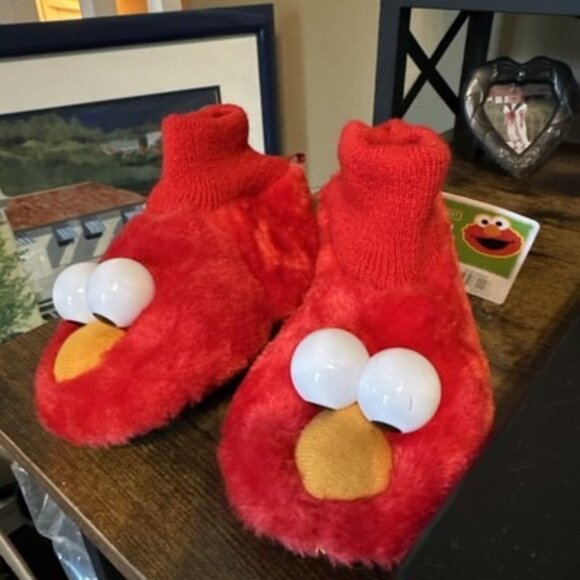 Sesame Street Elmo Puppet Slippers Shoes Padded Toddler Boy/Girl Size: LG 9/10 - Picture 1 of 4